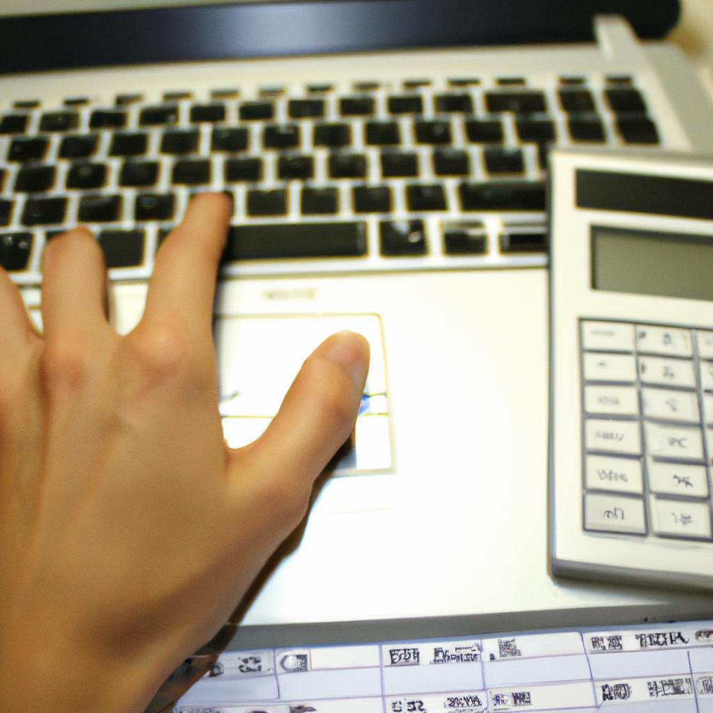 Accounts Payable: Streamlining Financial Reporting with Accounting Software